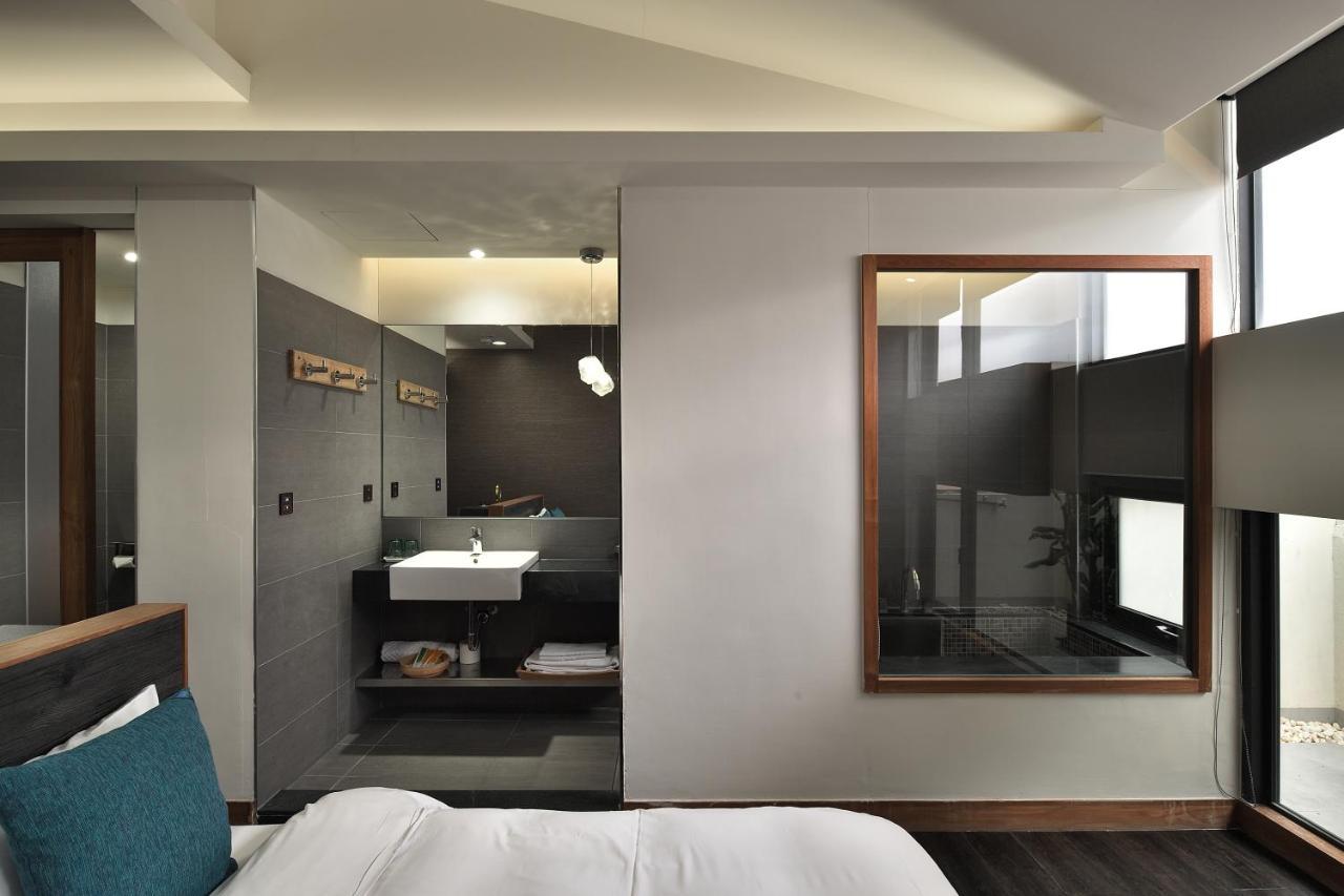 Eg Hostel Nantou Екстер'єр фото
