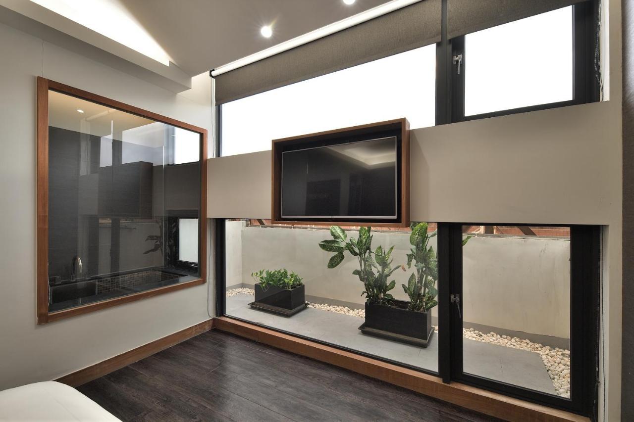 Eg Hostel Nantou Екстер'єр фото